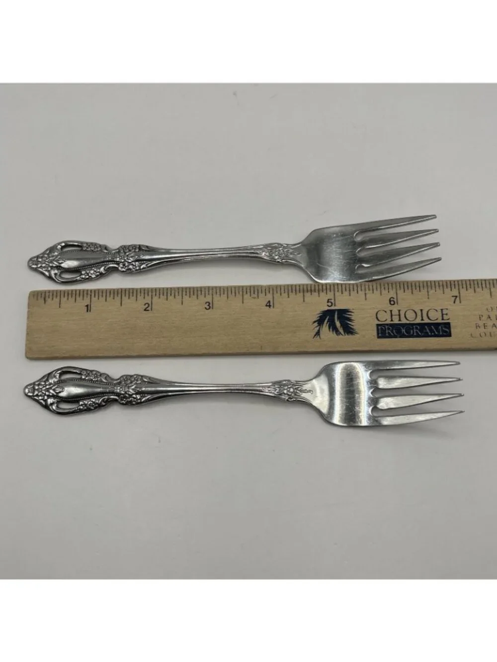 Oneida Raphael Dinner Salad Forks Distinction Deluxe Stainless Flatware Lot Of 4